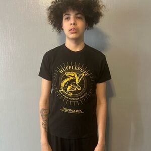 Hogwarts Hufflepuff Black T-Shirt